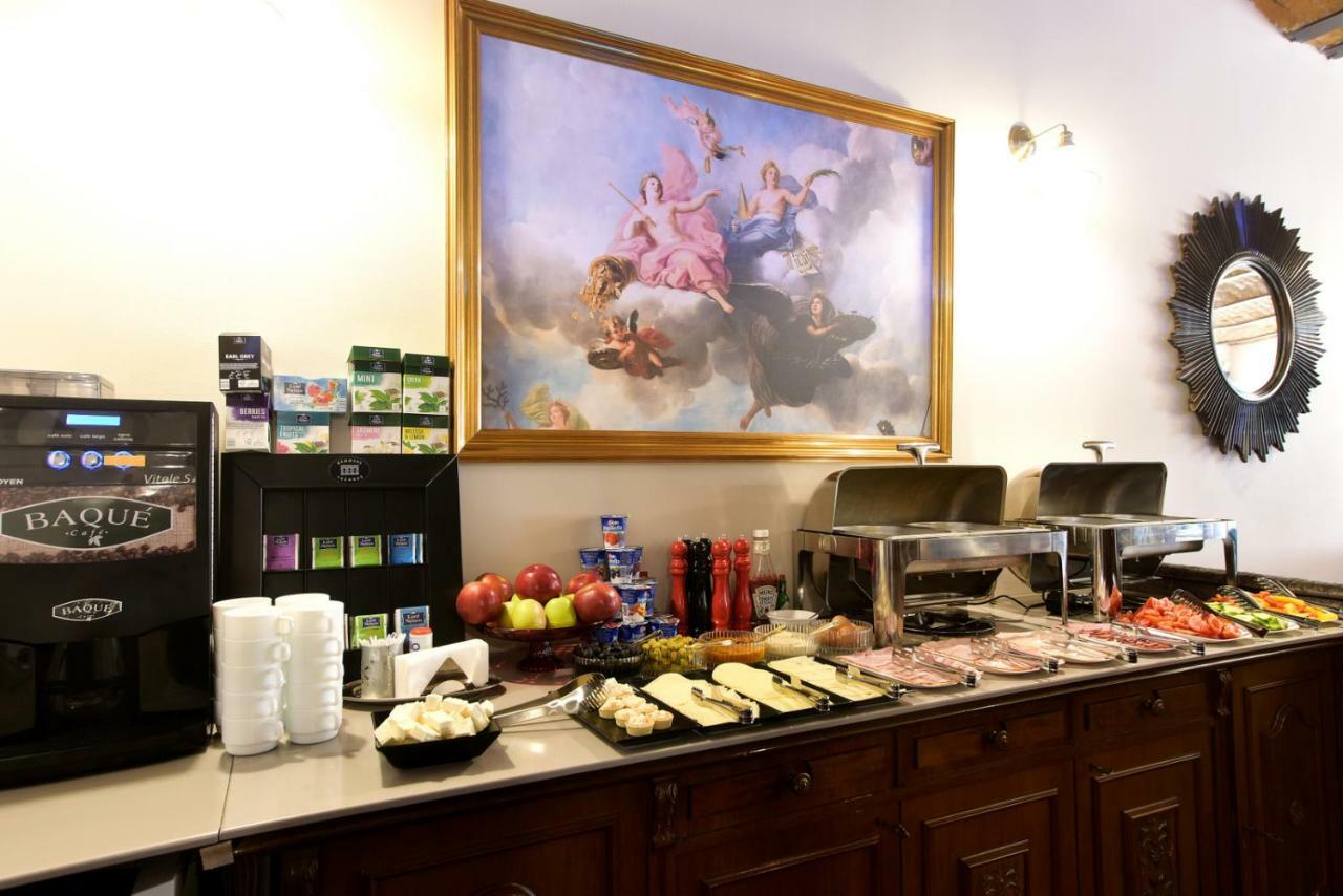 Safrano Palace ブラショフ エクステリア 写真